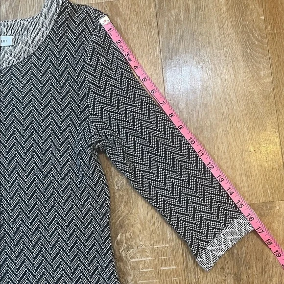 Amour Vert Herringbone Mini Sweater Dress Black Cream Small Like New 3/4 Sleeve - Picture 9 of 11